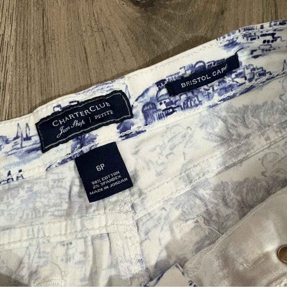 Charter Club Womens Nautical Bristol Capri Pants Jeans Blue White Sz 6P Coastal - Picture 3 of 9